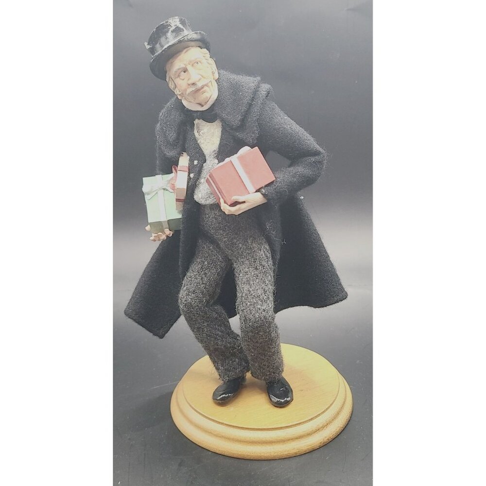 Hallmark Ebenezer Scrooge Limited Edition Figurine By Donna Lee In Original Box